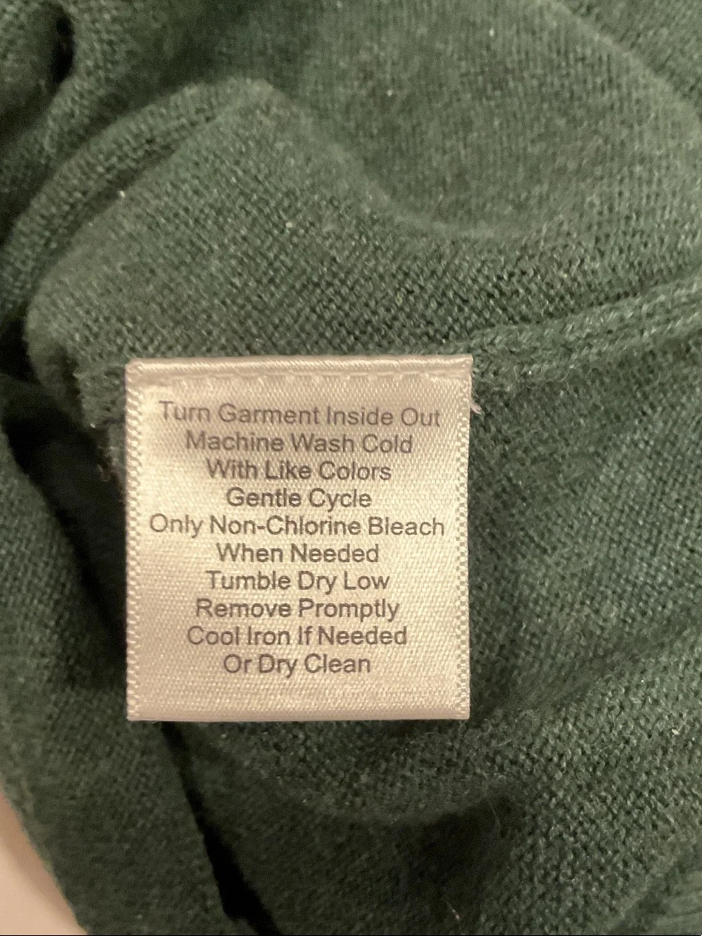 Jos. A. Bank Traveler V-Neck Sweater in Green
